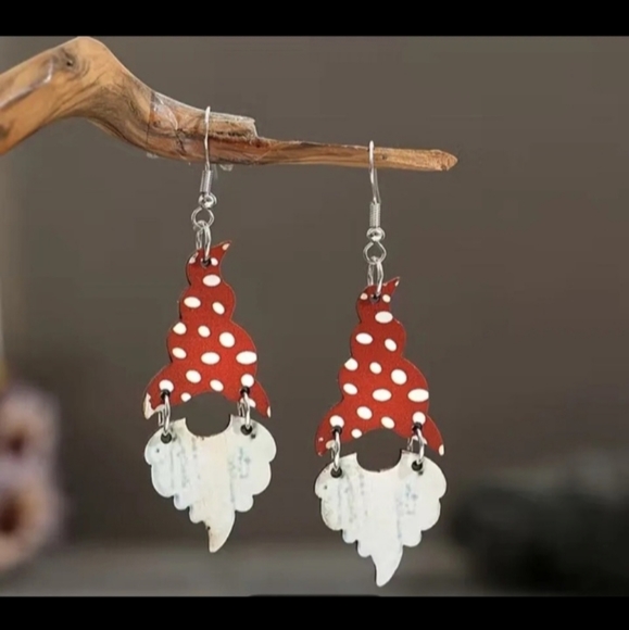 Red & White Santa Gnome Holiday Christmas Dangle Drop Earrings - Picture 7 of 8